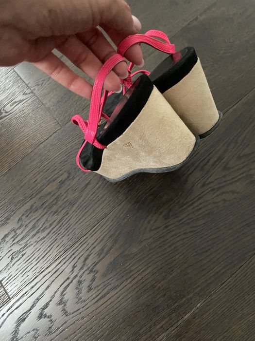 Босоножки Armani