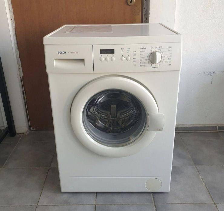 Bosch. Capacitate 5 -  7 kg. Wae 67312