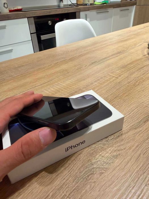 Iphone 16 Pro Black Titanium 256 gb 92% Батерия