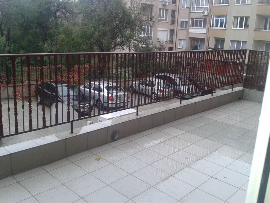 Собственик продава двустаен апартамент на ул. Евлоги Георгиев, етаж 1