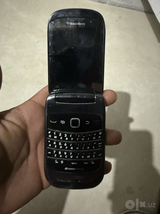 Black Berry срочно сотилади