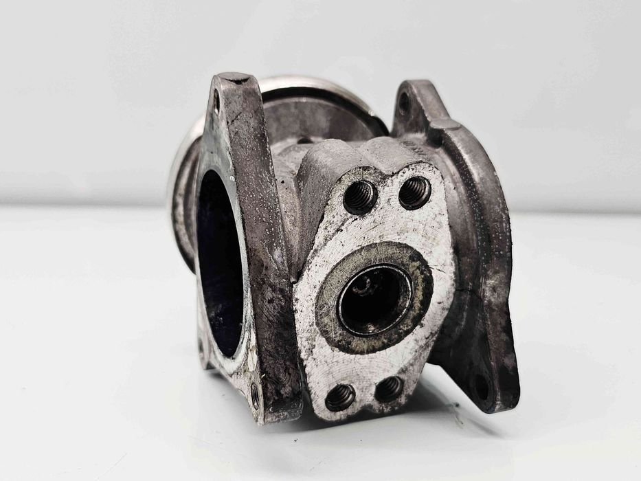 Supapa EGR Volkswagen Golf 5 (1K1) [Fabr 2004-2008] 038129637D 1.9 TDI