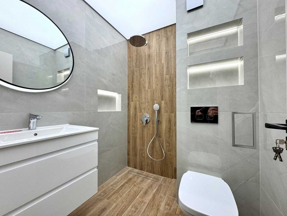 Продава се Двустаен апартамент в Пловдив, Гагарин - 74 кв.м за 1865 €/кв.м - Снимка #2