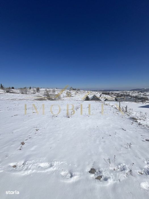 De vanzare Teren in Marisel cu suprafata de 2500 mp