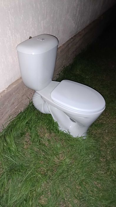 продам унитаз б/у