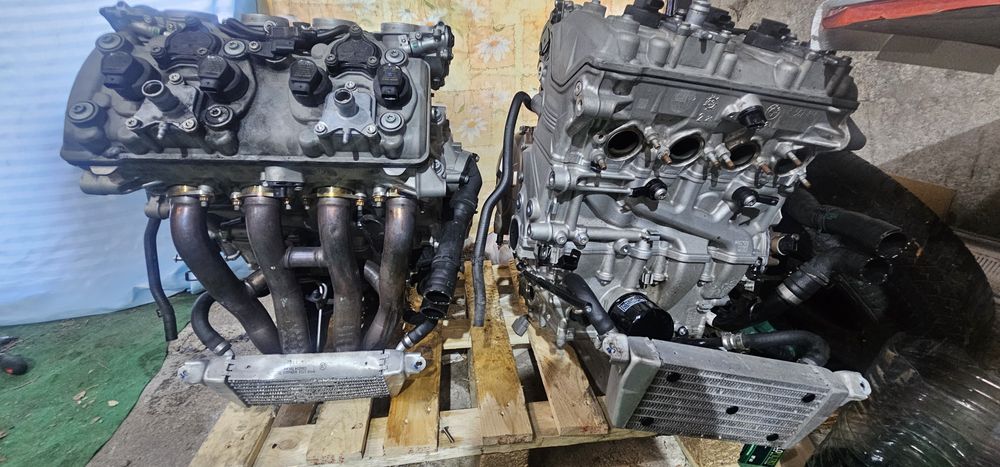 BMW S1000R 2022 -> 2 броя двигателя оборудвани цялостно