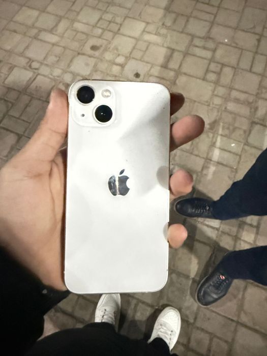 продам айфон 13!