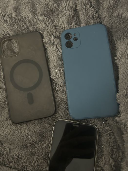 Iphone 11 spate fisurat