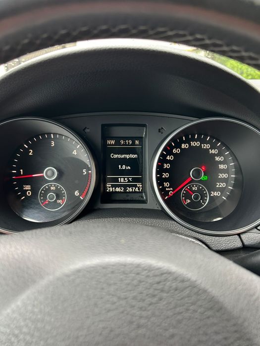 VOLKSWAGEN Golf 2012 — imagine 5