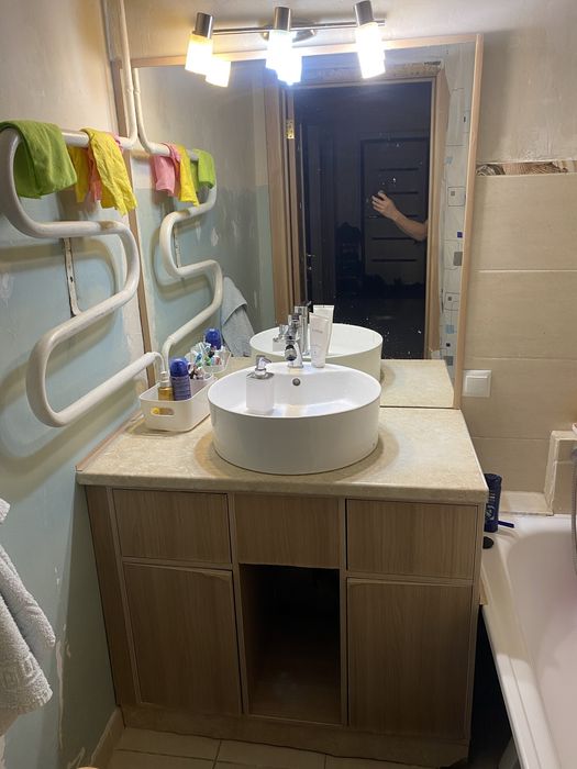 Тумбочка с раковиной