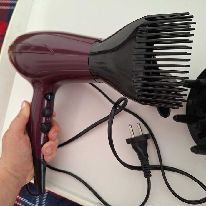 Сешоар Remington, Йонизираща функция, 3 аксесоара, Лилав/Черен