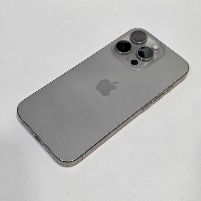 HOPE AMANET P8 Iphone 15 Pro 128 Gb 85 Baterie