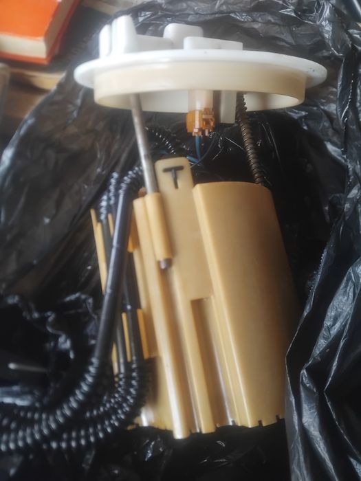 Подкачваща помпа за мерцедес глк 320 цди