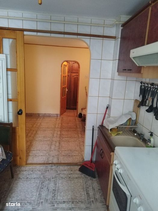 Apartament 3 camere  Centru