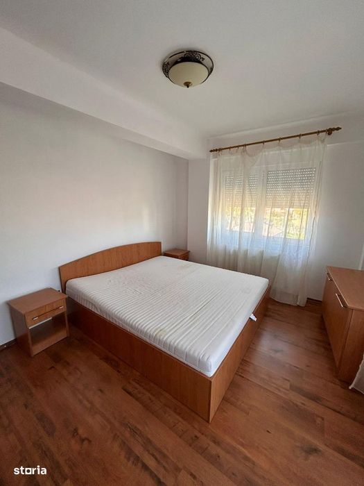 De inchiriat Apartament 2 camere, zona Centru.
