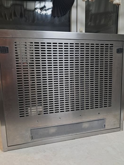 Вытяжка бу продам