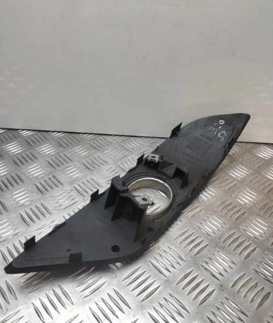 Grila proiector ceata bara fata a1698852722 Mercedes-Benz B-Class W24