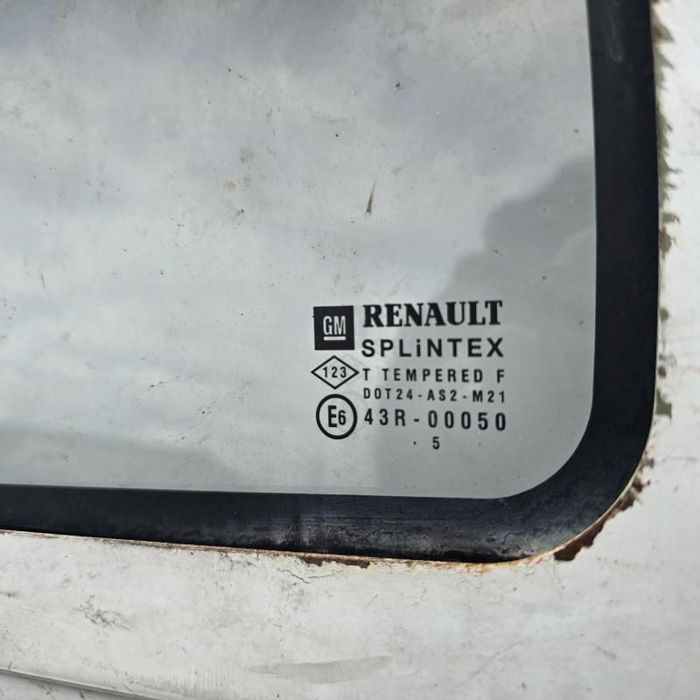 Panou despartitor cu geam Renault Trafic 2