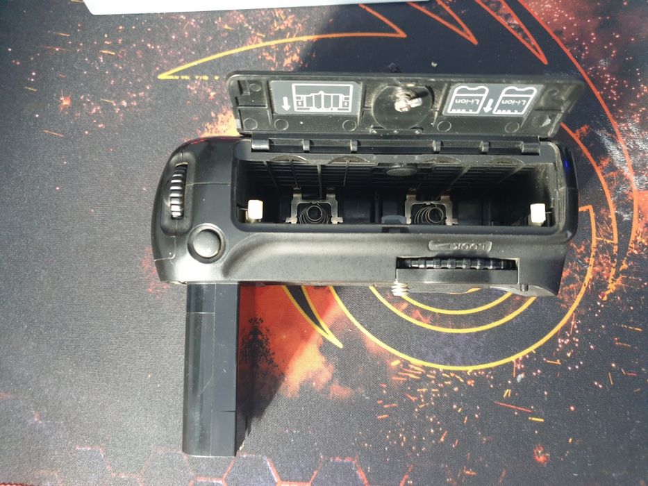 Grip aparat foto nikon d90  d80