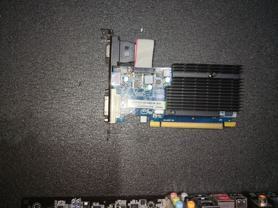 Kit Placă de bază AMD M3A32-MVP delux + 4gb DDR2 RAM+ o placa video nvidia + cpu cooler nvidia