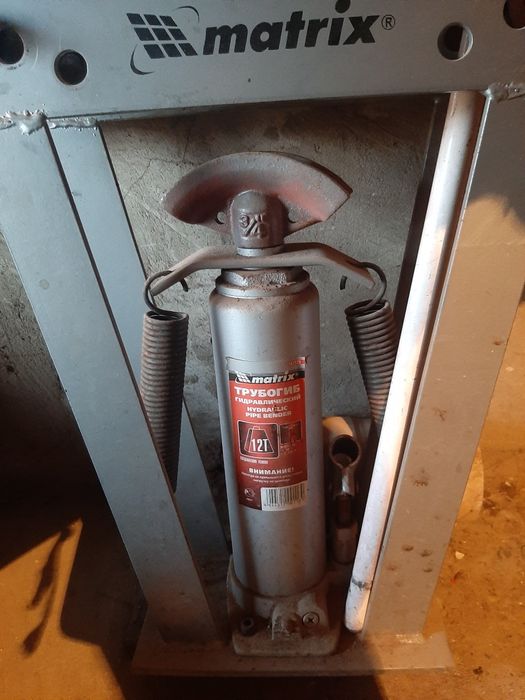 Трубогиб для загиба трубы