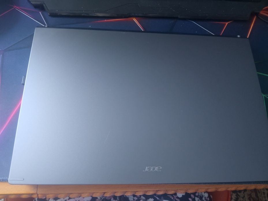 Продам ноутбук Aser Aspire 5 СРОЧНО