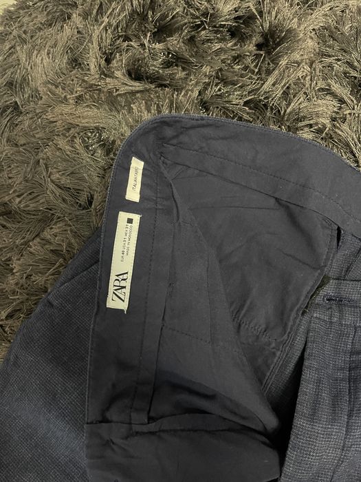 pantaloni din in zara