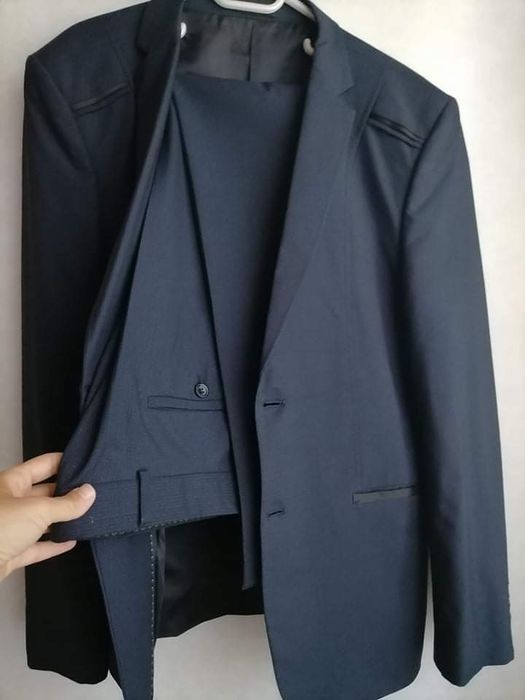 Мъжки костюм Pierre Carlos