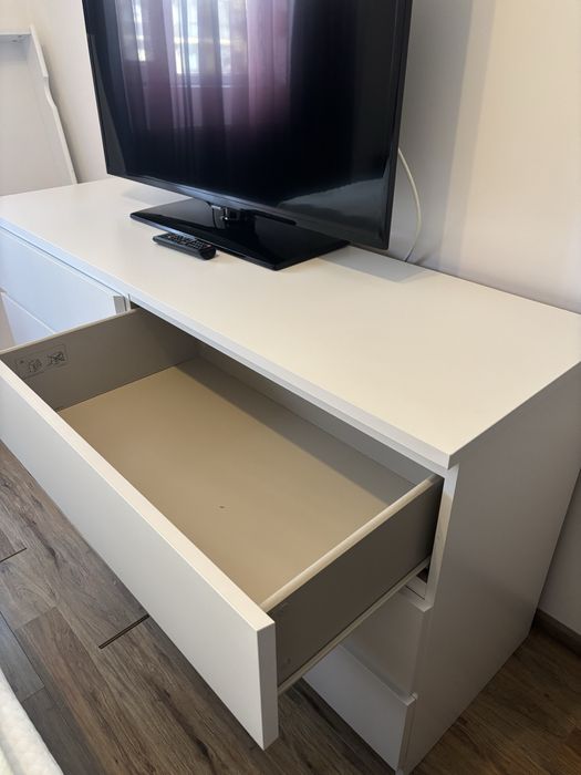 Comodă 6 sertare albă