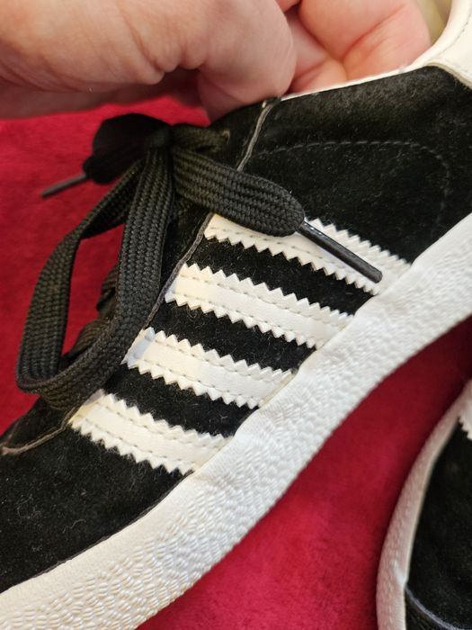 Vand adidasi fete, marimea 32