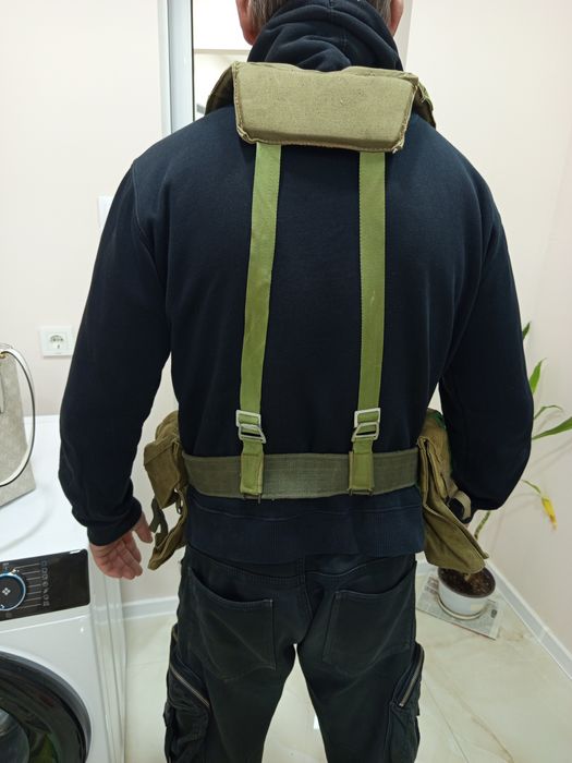 Военен колан.В много добро състояние.