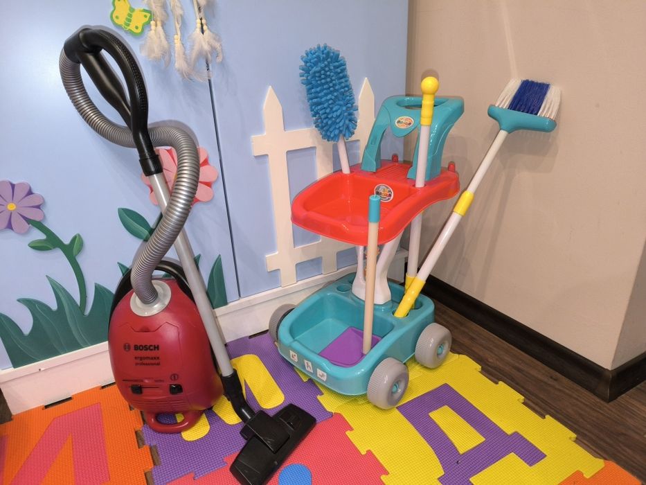 Лот играчки за почистване прахосмукачка Bosch