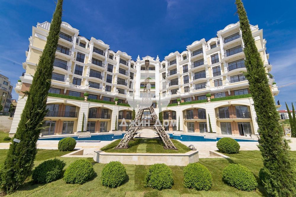 Продава се Двустаен апартамент в Свети Влас - 54 кв.м за 2038 €/кв.м - Снимка #7