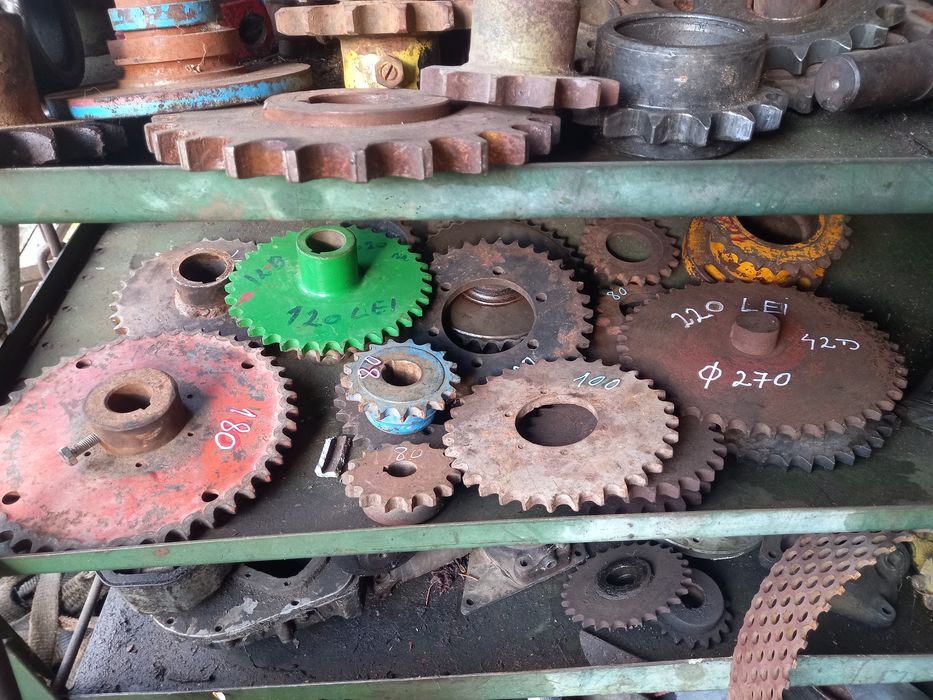 pinion 12 b / pinion utilaj agricol / lanț 12b