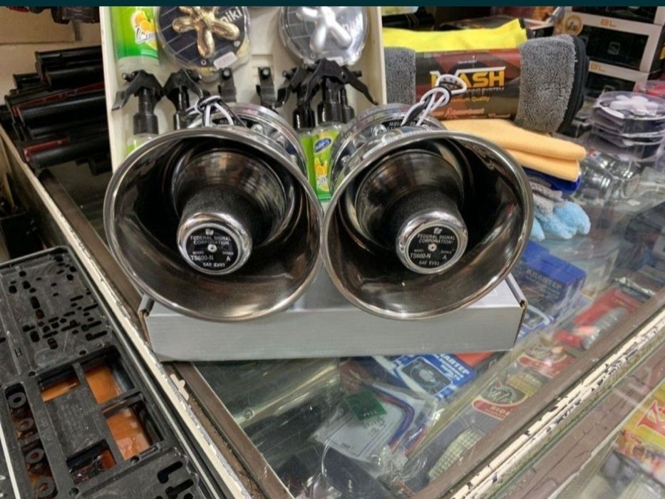 Серена USA сирена карнай карней карне  USA