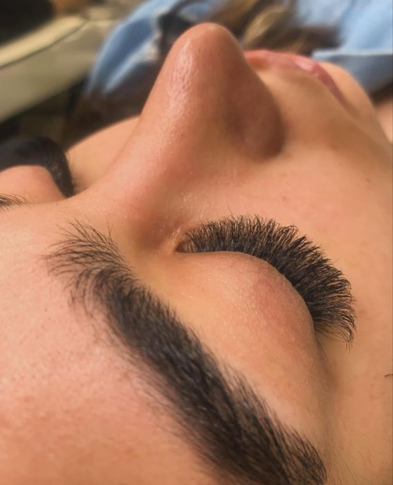 Наращивание ресниц по 6000тг