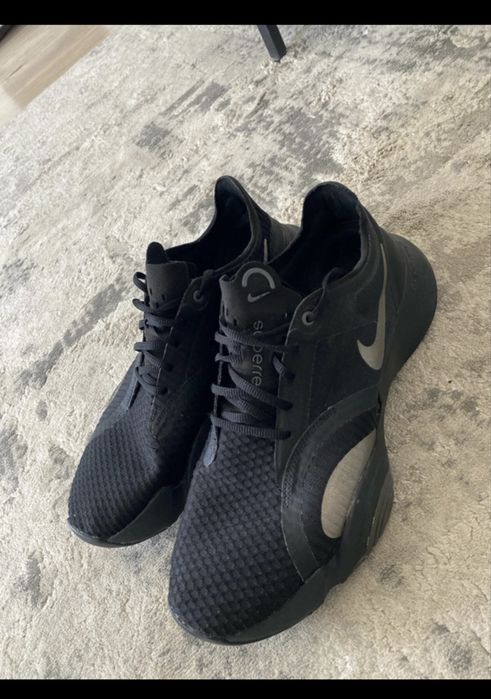 Nike Air Zoom SuperRep Black, mărimea 44 (28 cm), stare foarte bună