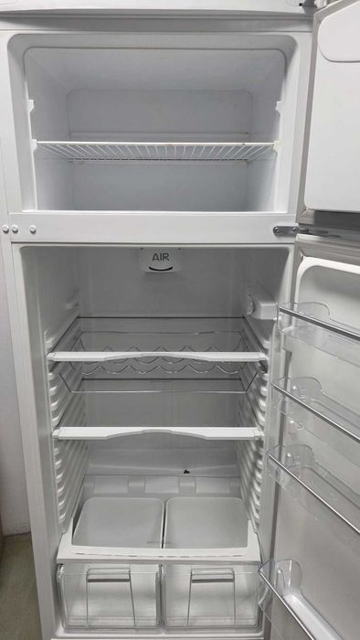 Frigider Hotpoint Ariston 415 L, 2 uși, 180 cm, foarte puțin folosit