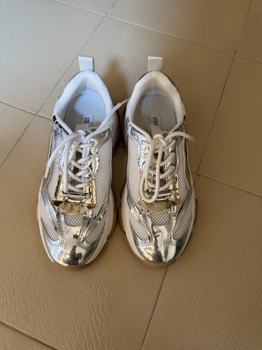 Сникърси Steve Madden