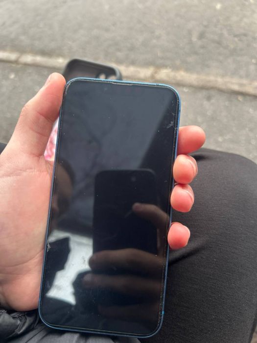 Обменяю айфон 13 128гб