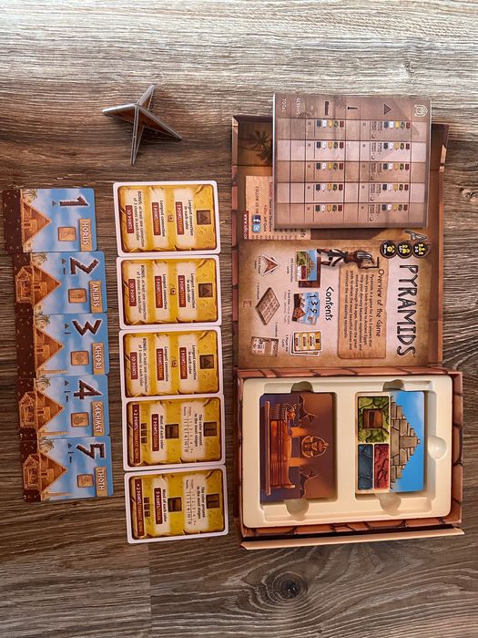 Настолна игра PYRAMIDS