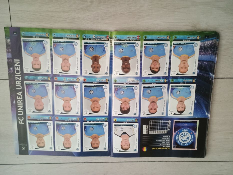 Vând album Panini, UEFA Champions League 2009-2010!!!