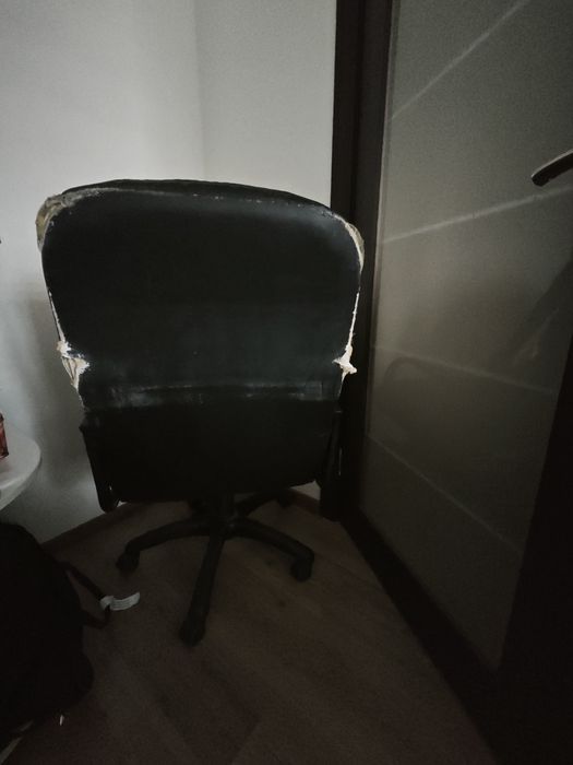 Продам Офисное кресло