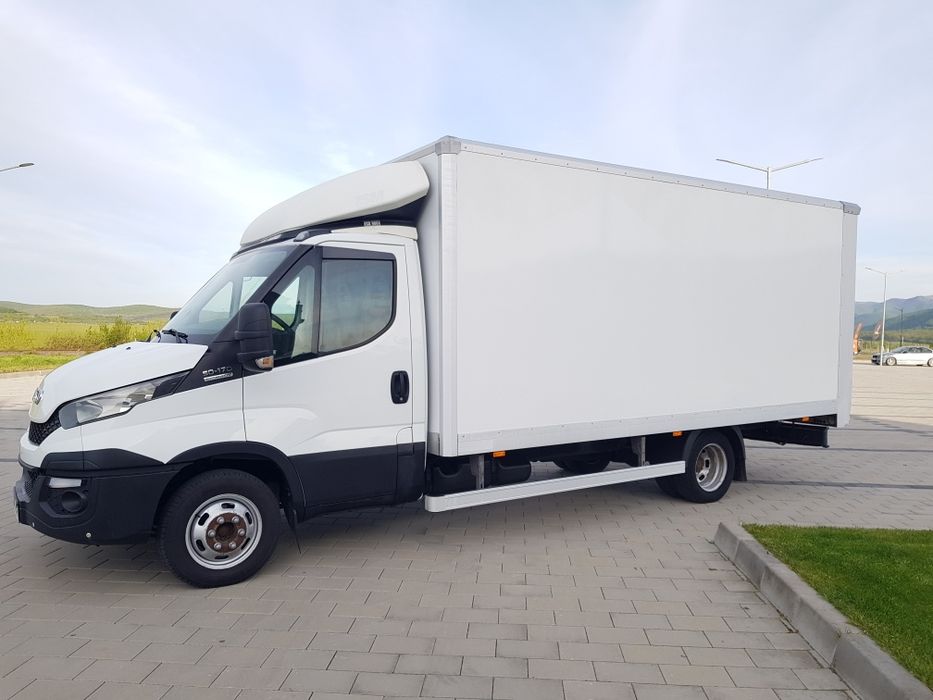 Iveco 50 c 17 cu Lifti 10 ep recent adus în Ro stare impecabilă ( Mercedes Renault Crafter Fiat)