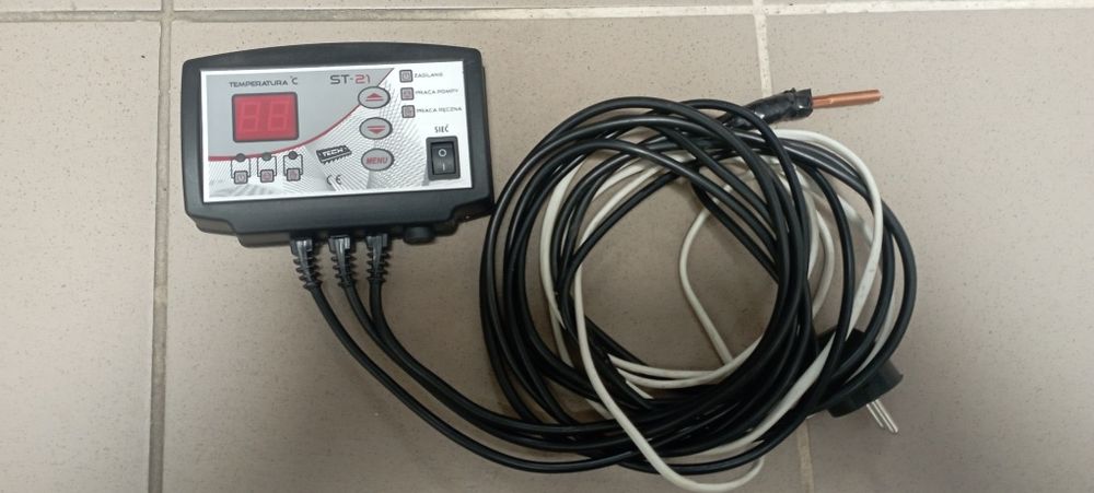 Boiler 300 L cu o  serpentina și rezistența electrică