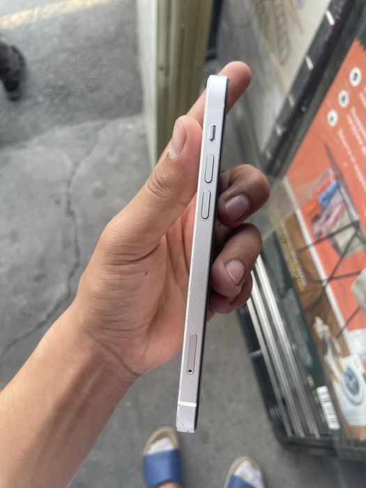 IPHONE 12 64 gb KHA
