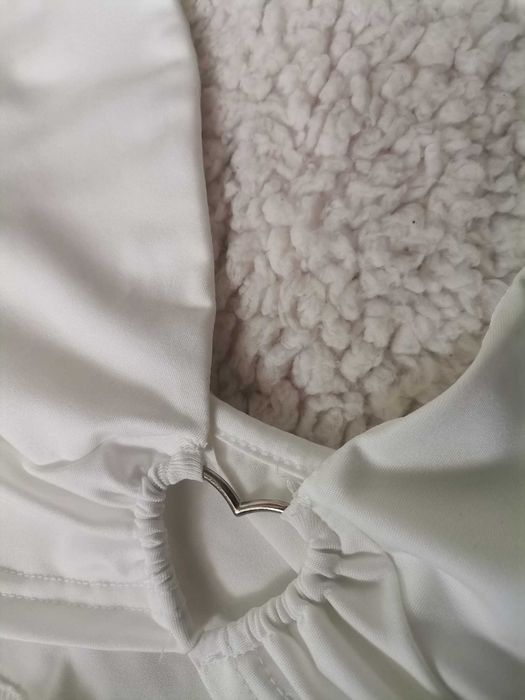 Top alb M Crop Halter Top