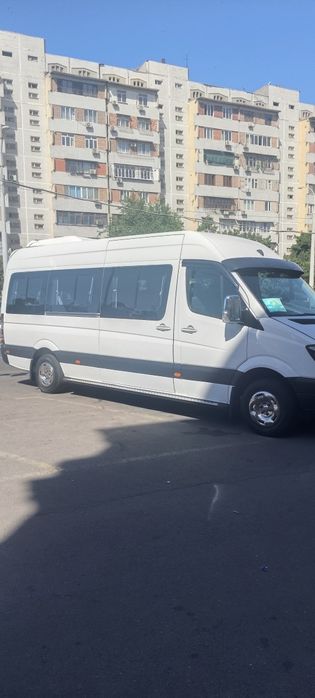 Mercedes sprinter sotiladi