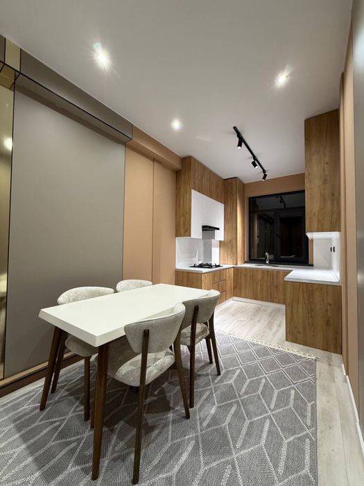 Юнусабад 13-квартал, Новостройка, Евроремонт. 2/1/8, СРОЧНО