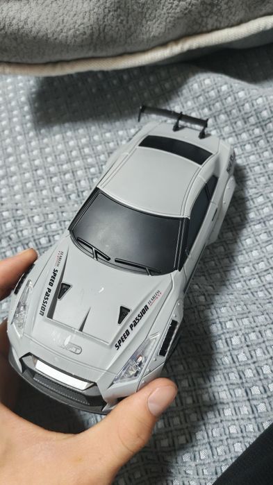 Продам машинку на пульте управления Getto Drive